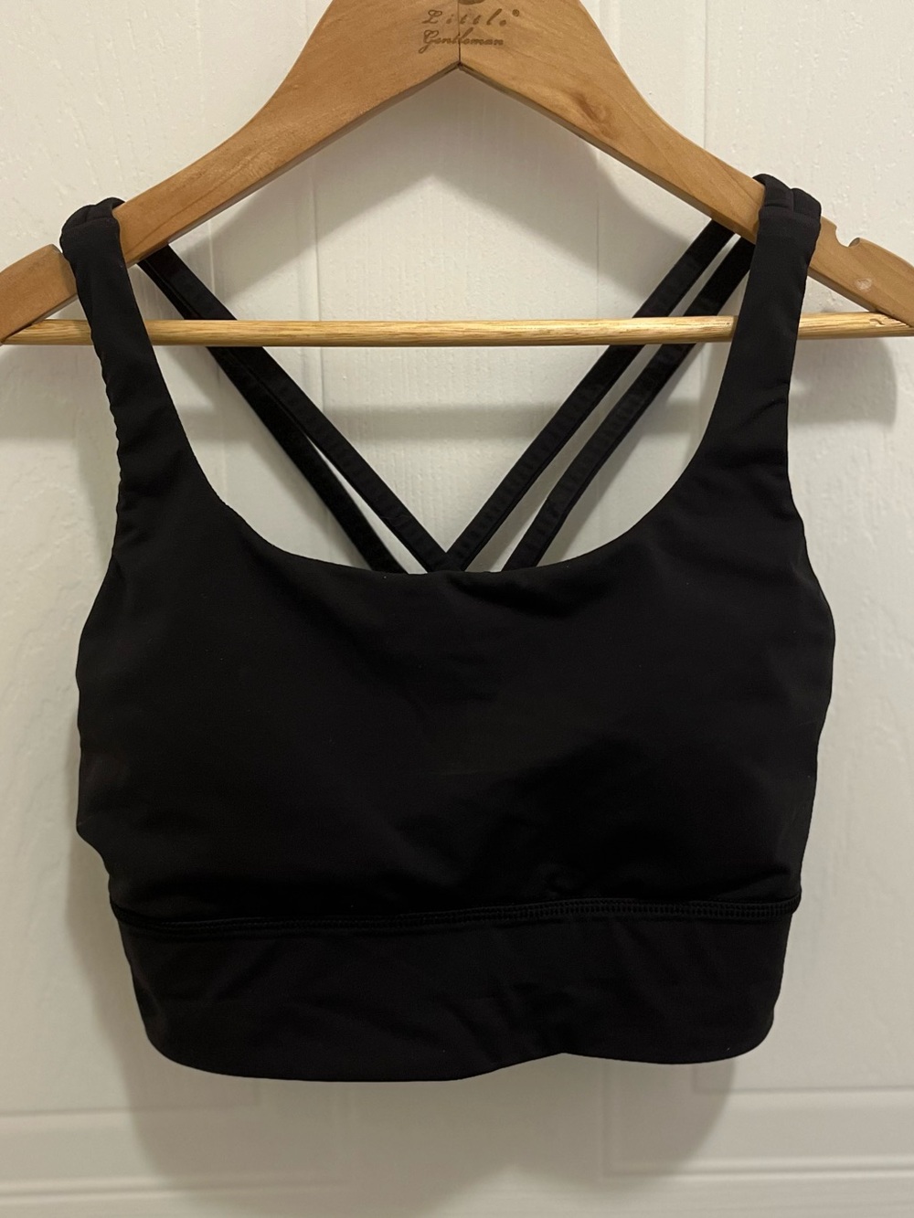 Lululemon Energy Bra in Size 6